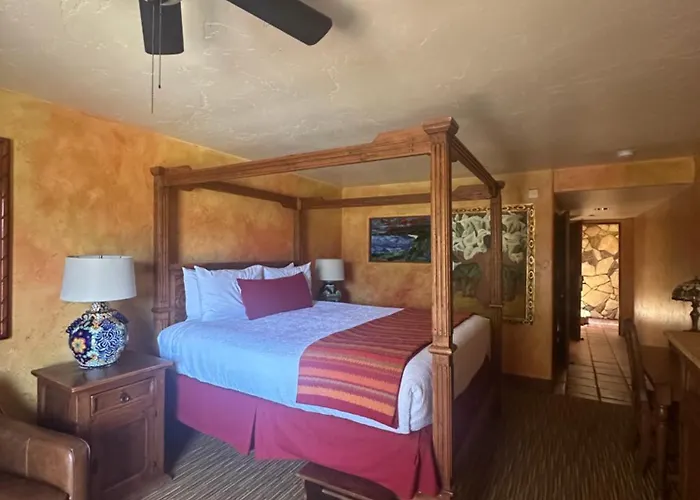 Avila La Fonda Hotel